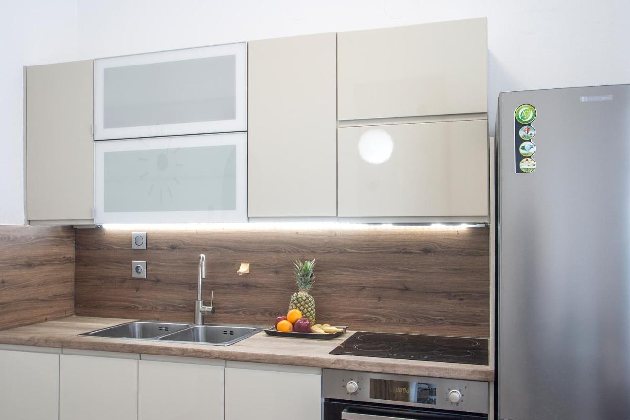 Capolavoro, Boutique Apartment With Unique Rooftop スキアトスタウン エクステリア 写真