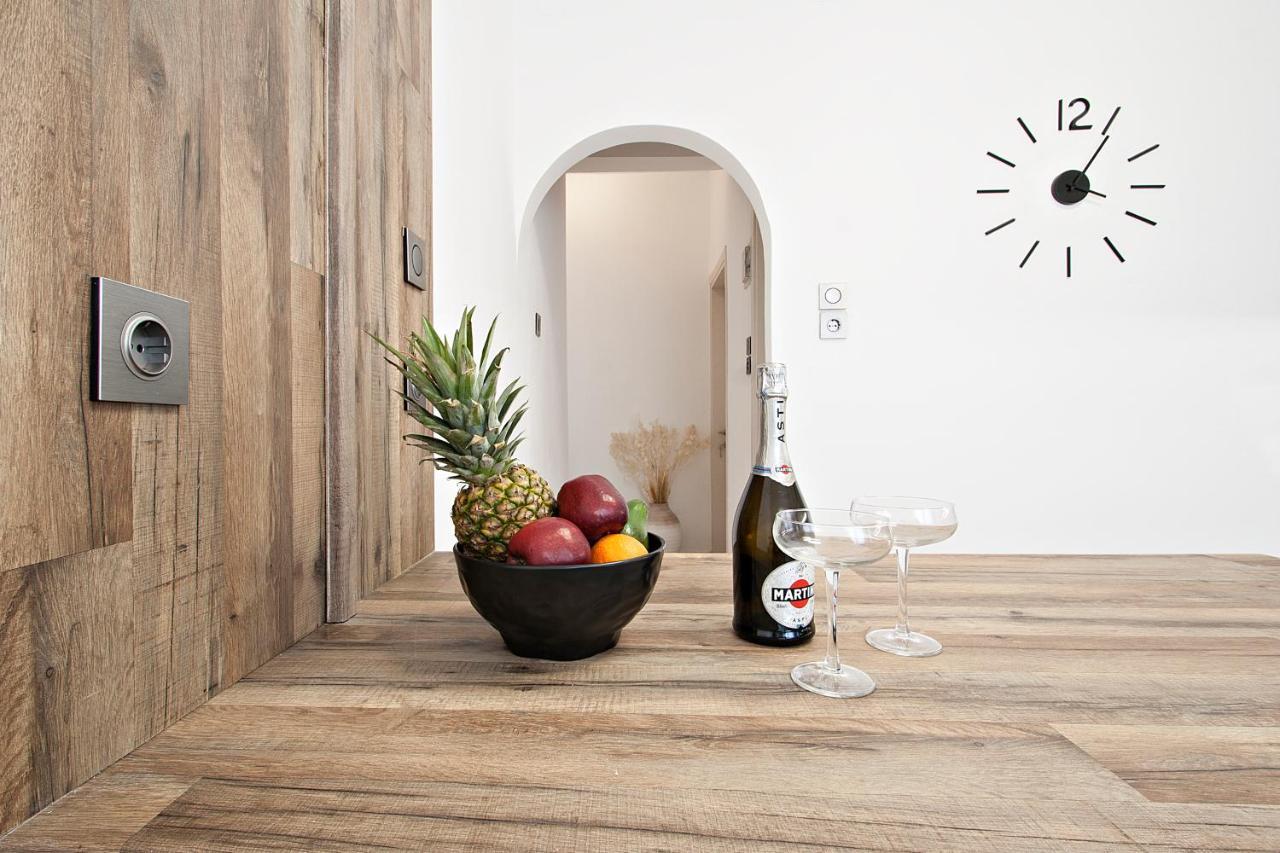 Capolavoro, Boutique Apartment With Unique Rooftop スキアトスタウン エクステリア 写真
