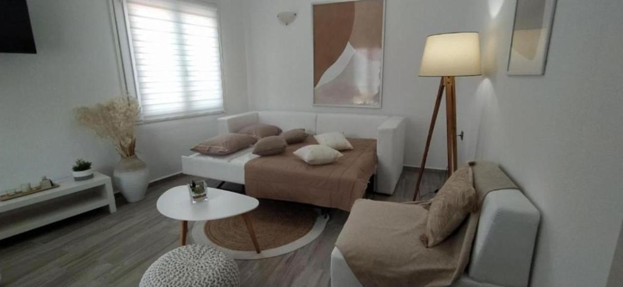 Capolavoro, Boutique Apartment With Unique Rooftop スキアトスタウン エクステリア 写真